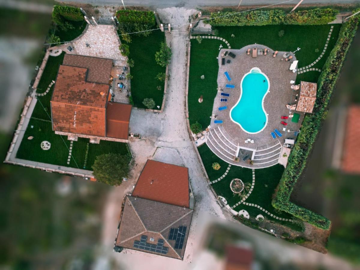 Bed and Breakfast Truni Farm Country House Bisaccia Exterior foto